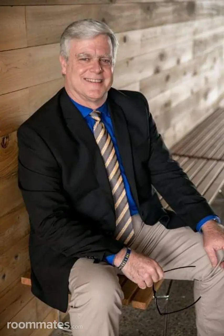 Profile photo 5 of 11