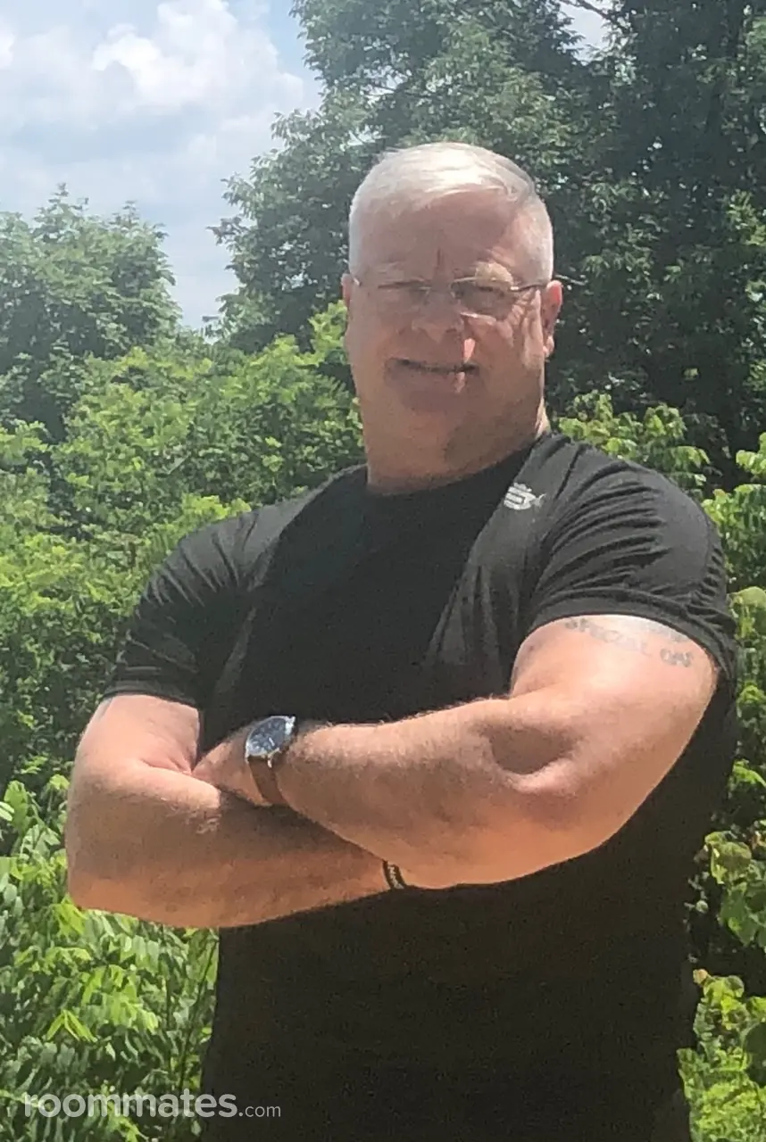 Profile photo 11 of 11