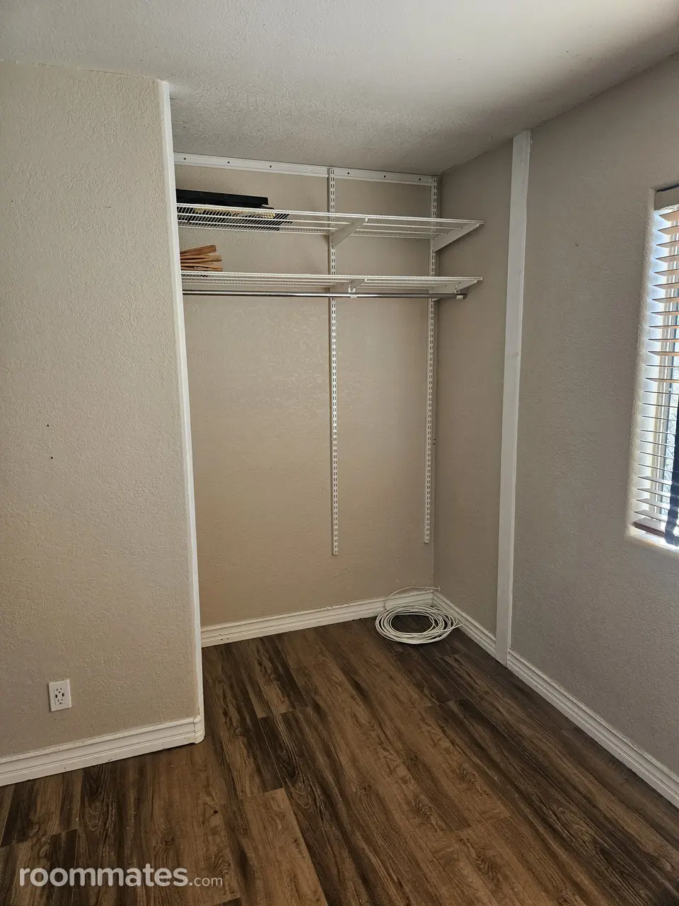 Profile photo 9 of 20