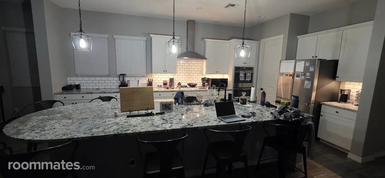 Profile photo 2 of 4