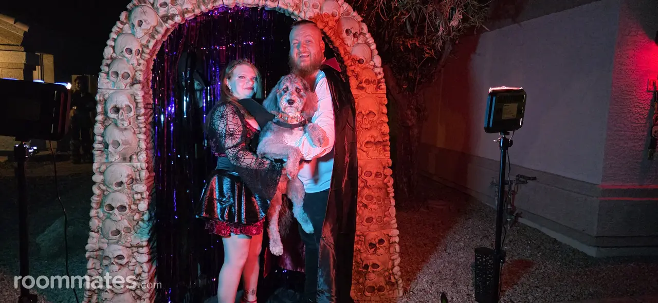 Profile photo 4 of 4