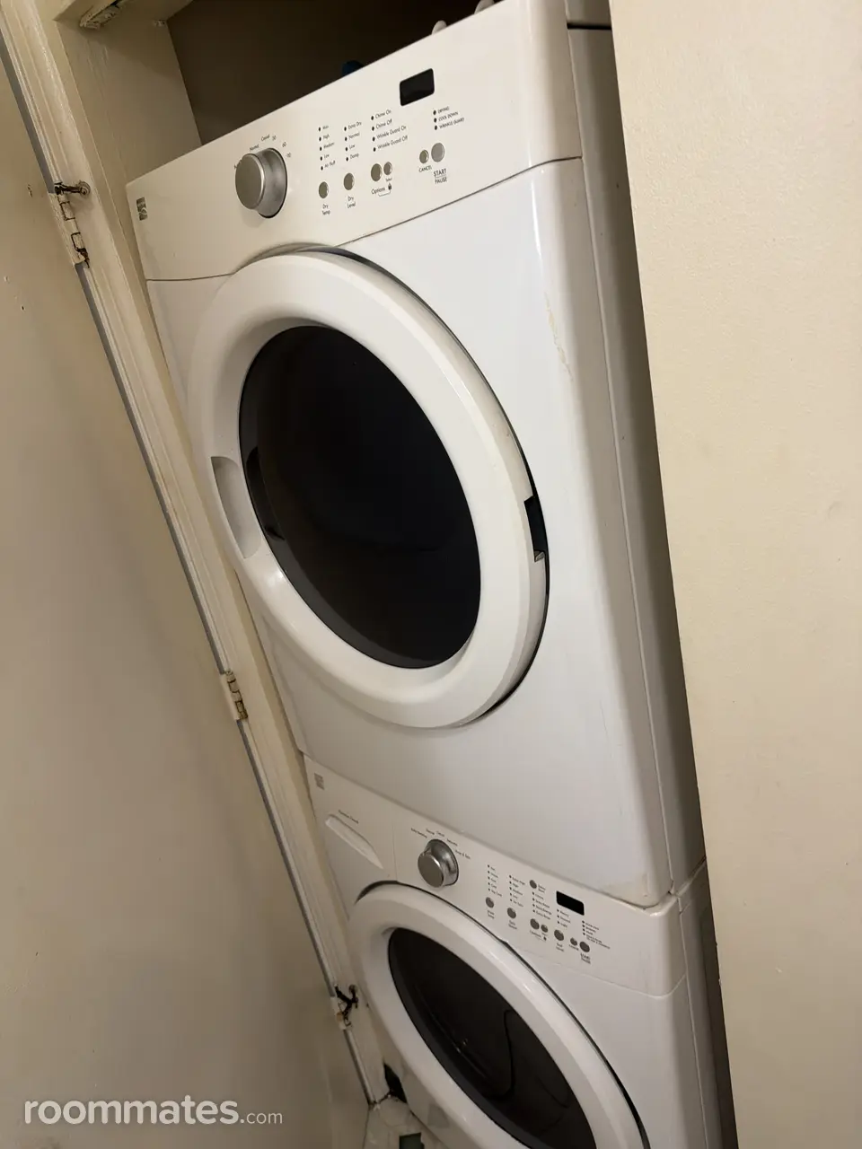 Profile photo 7 of 10