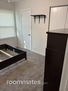 Room for rent in Haltom City, TX $650, house