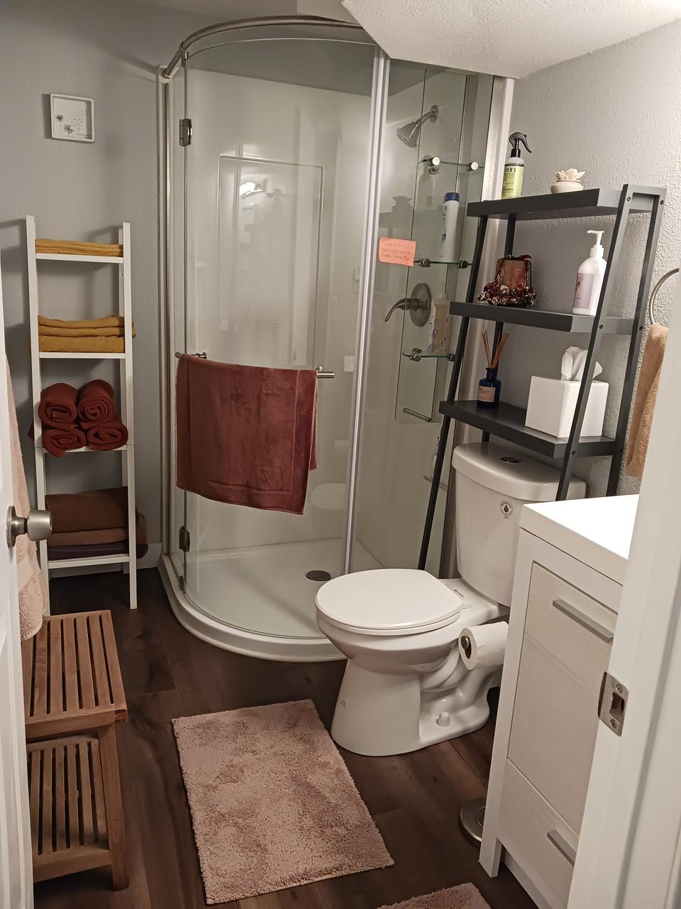 Profile photo 4 of 10