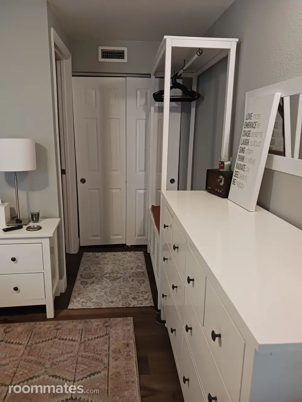 Profile photo 1 of 10