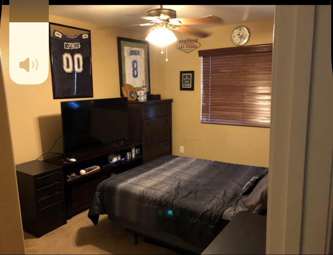 Profile photo 9 of 11