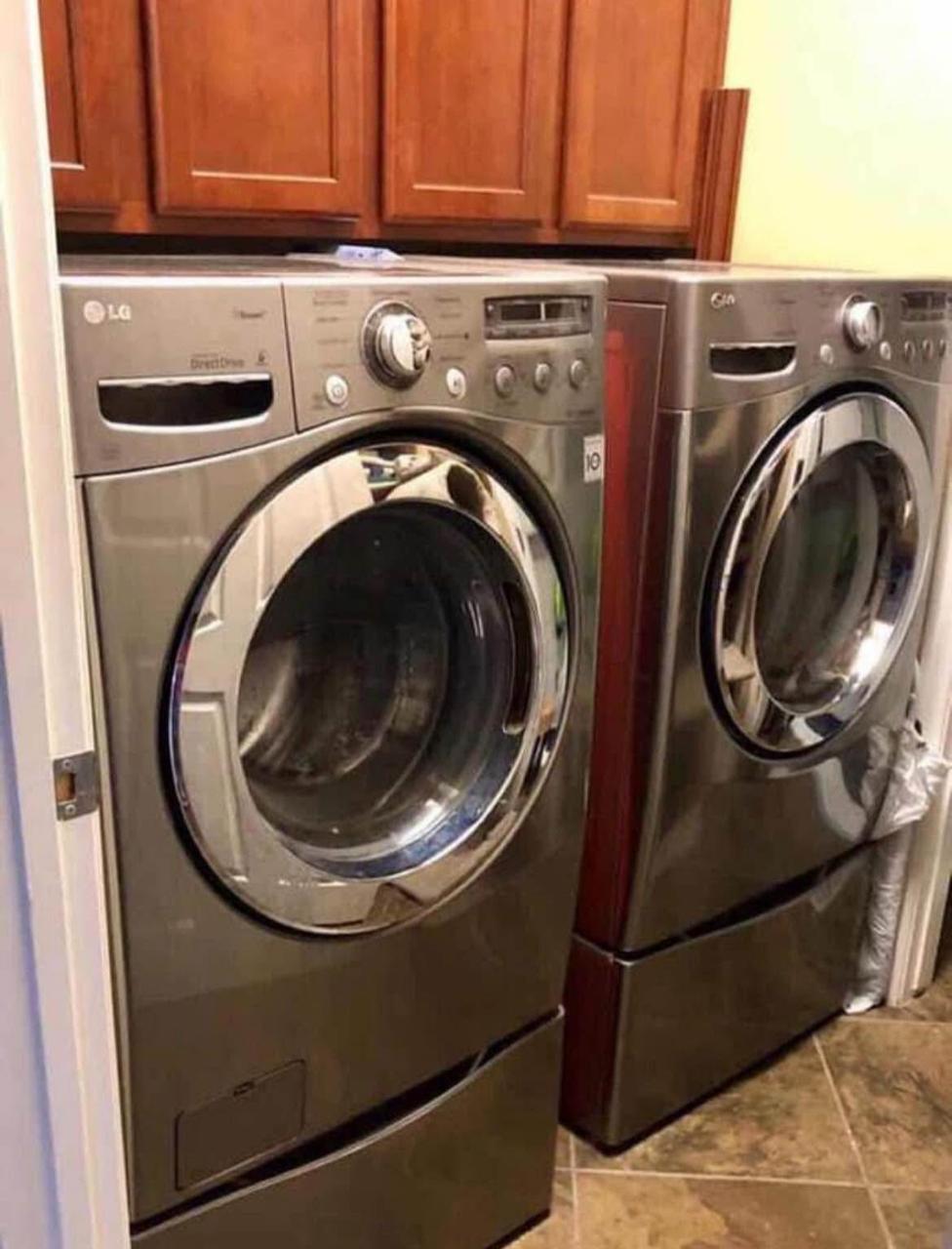 Profile photo 6 of 11