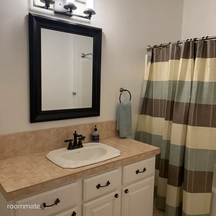 Room for rent in Portland, OR $1500, house