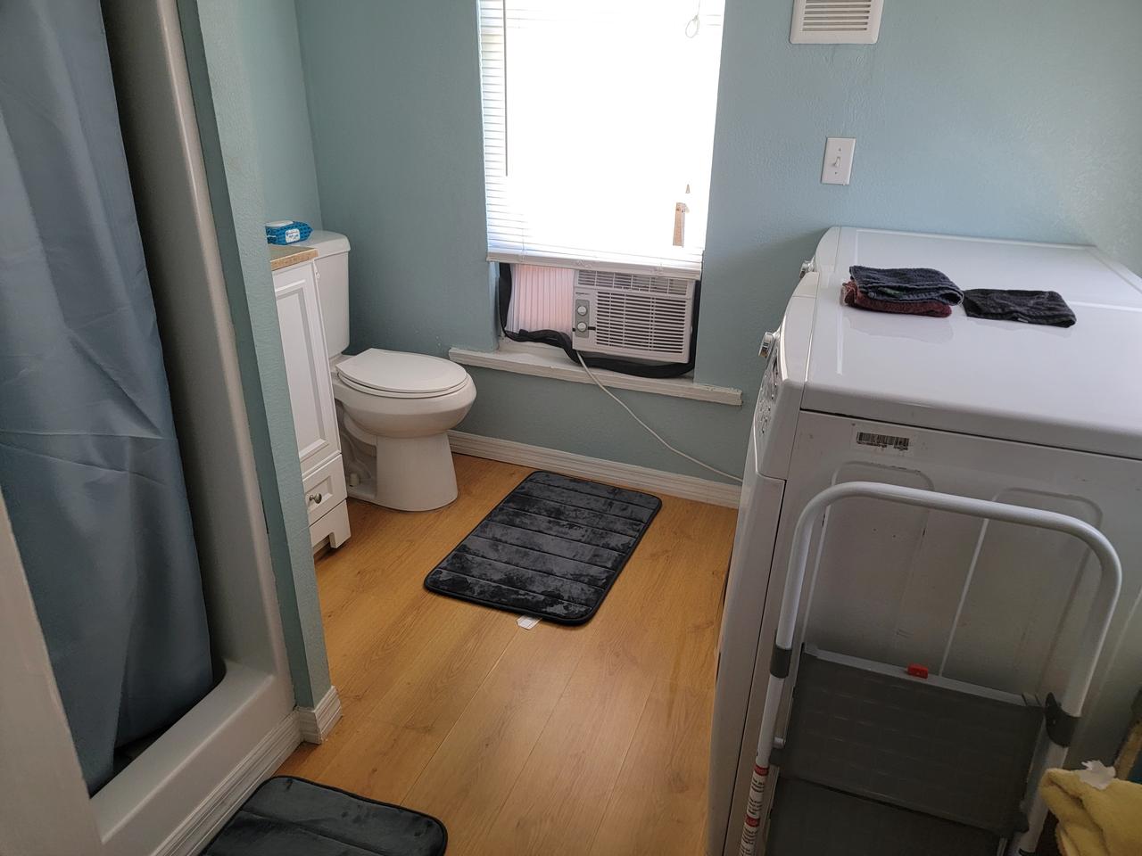 Profile photo 3 of 9