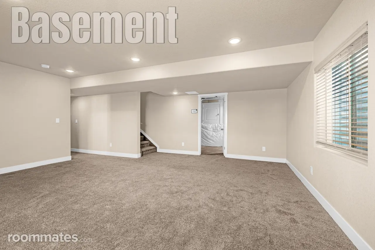 Profile photo 9 of 11