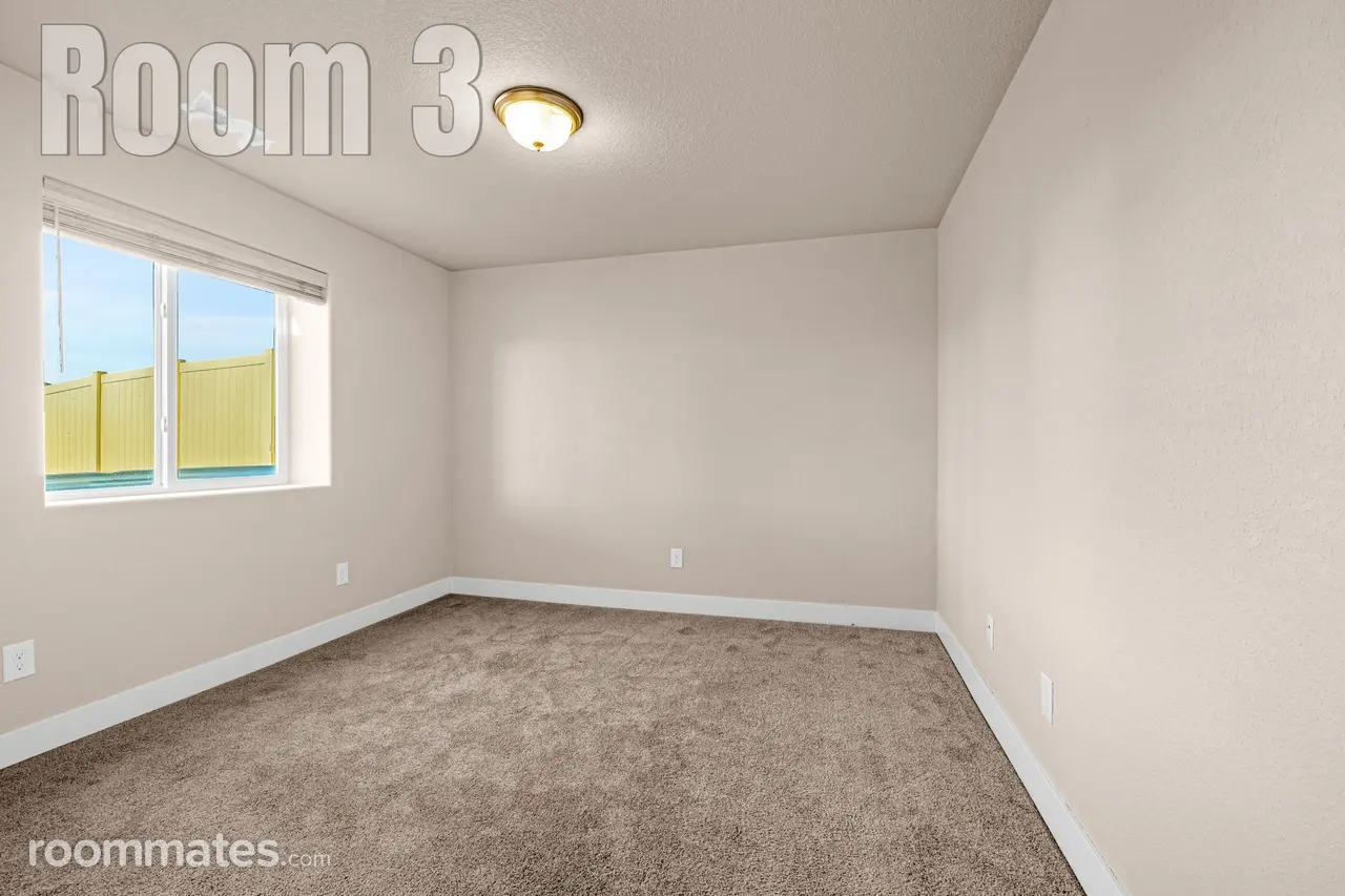 Profile photo 7 of 11