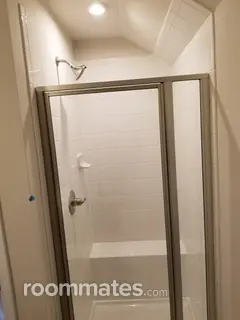 Room for rent in Hanover, MD $750, house