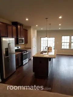 Room for rent in Hanover, MD $750, house