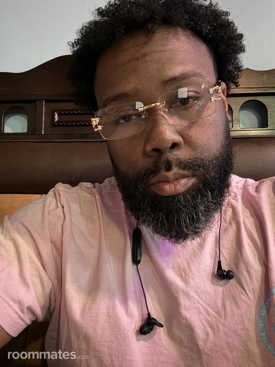 Profile photo 1 of 1