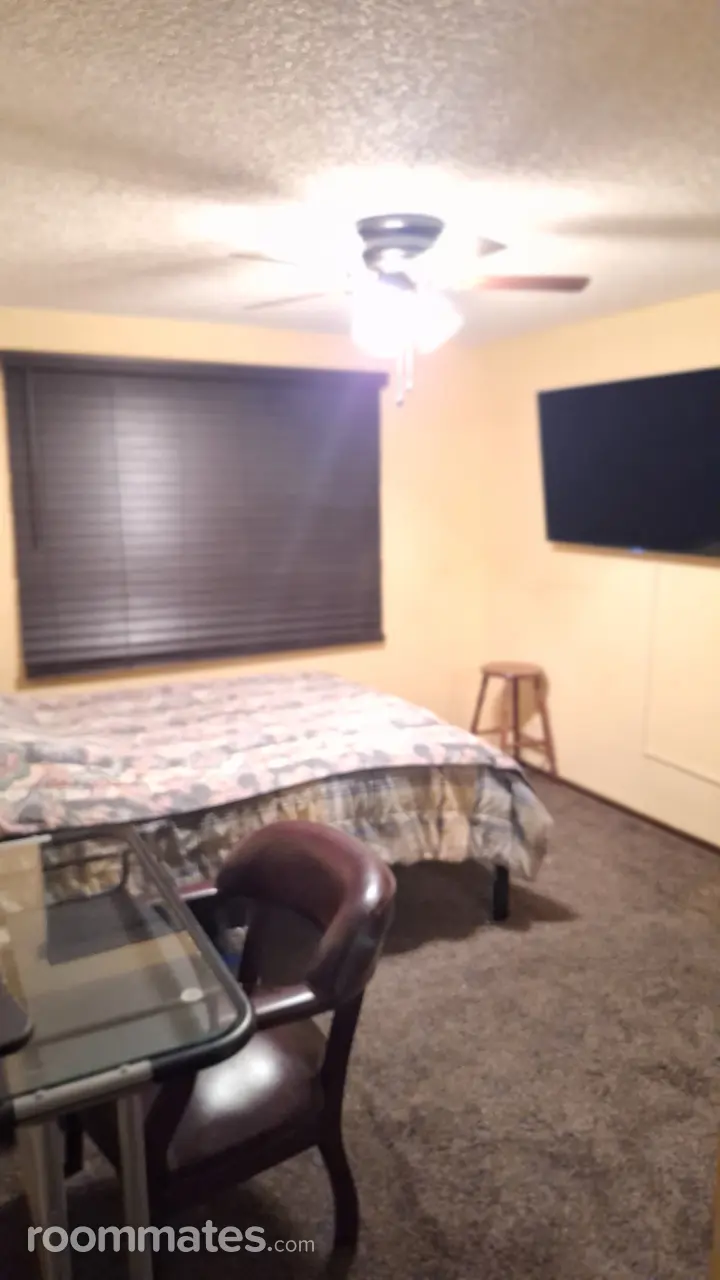 Profile photo 2 of 5