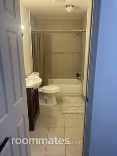 Room for rent in Burke, VA $1200, house