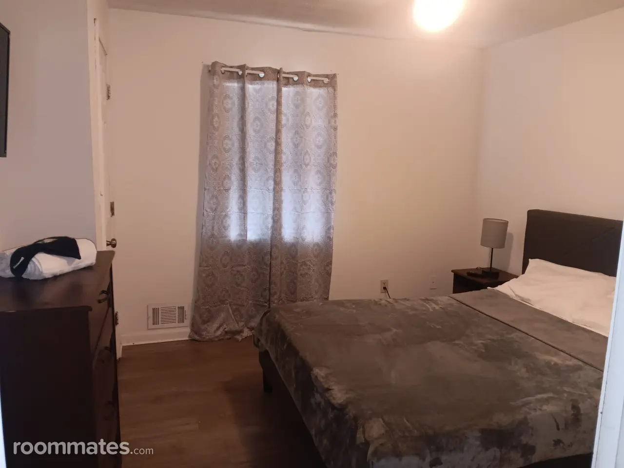 Profile photo 2 of 9