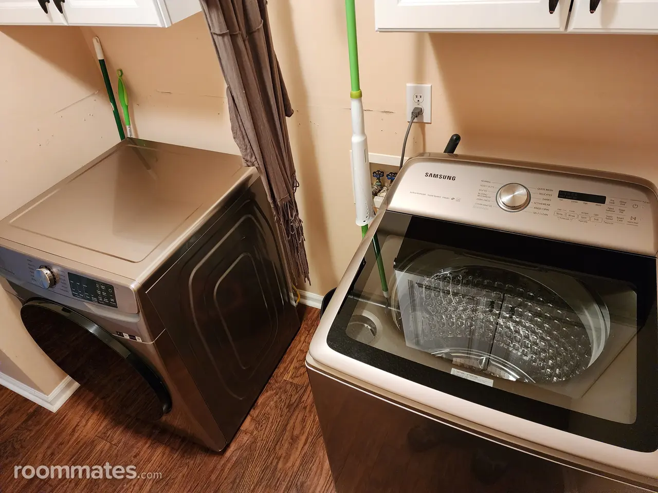 Profile photo 12 of 18