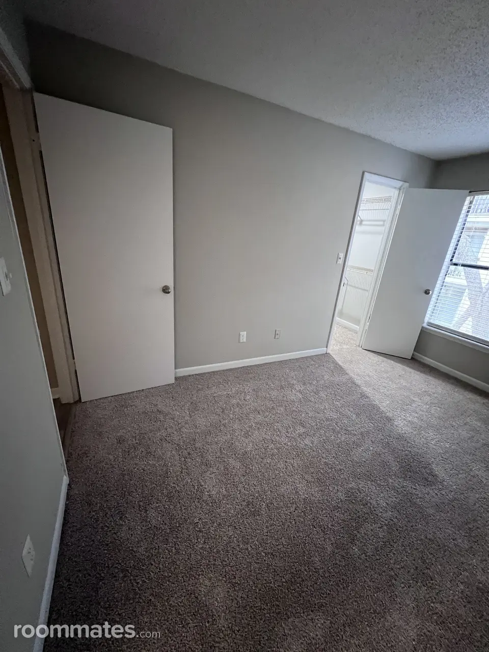 Profile photo 1 of 9