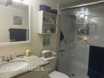 Room for rent in Coral Springs, FL $1000, condo