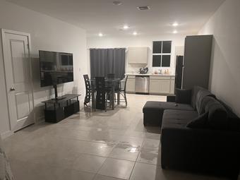 Room for rent in Pompano Beach, FL $1200, townhouse