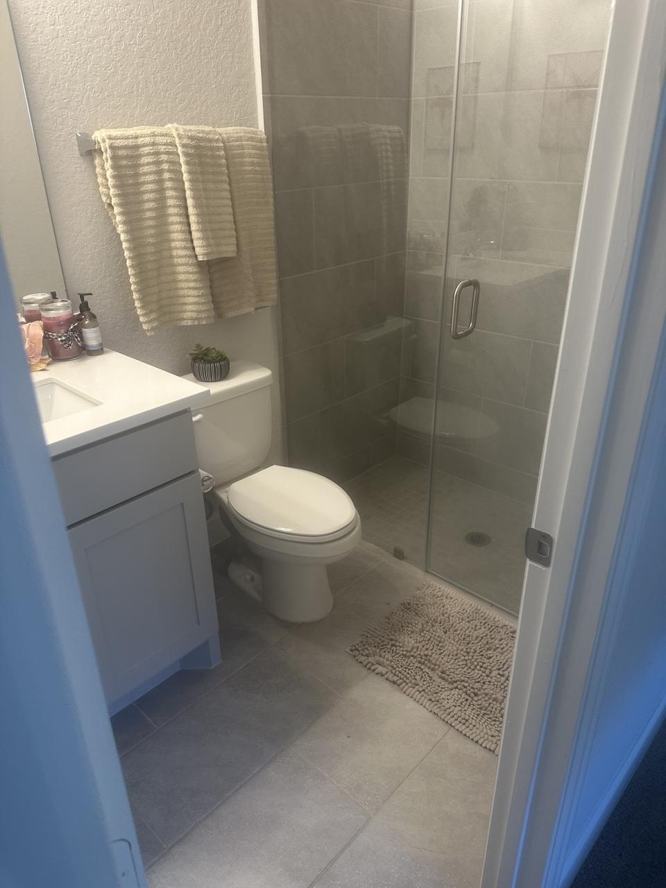 Profile photo 3 of 11