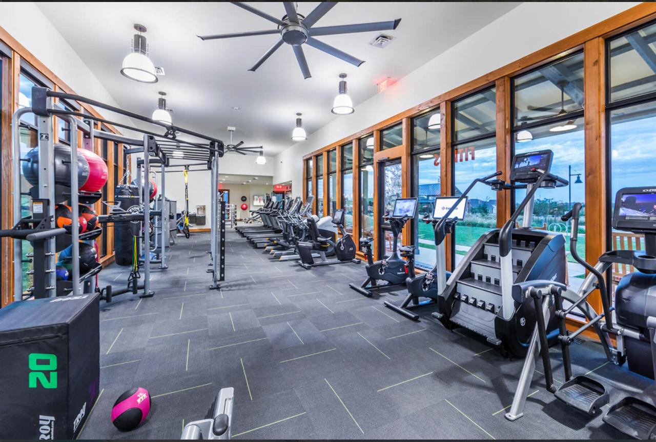 Profile photo 4 of 11