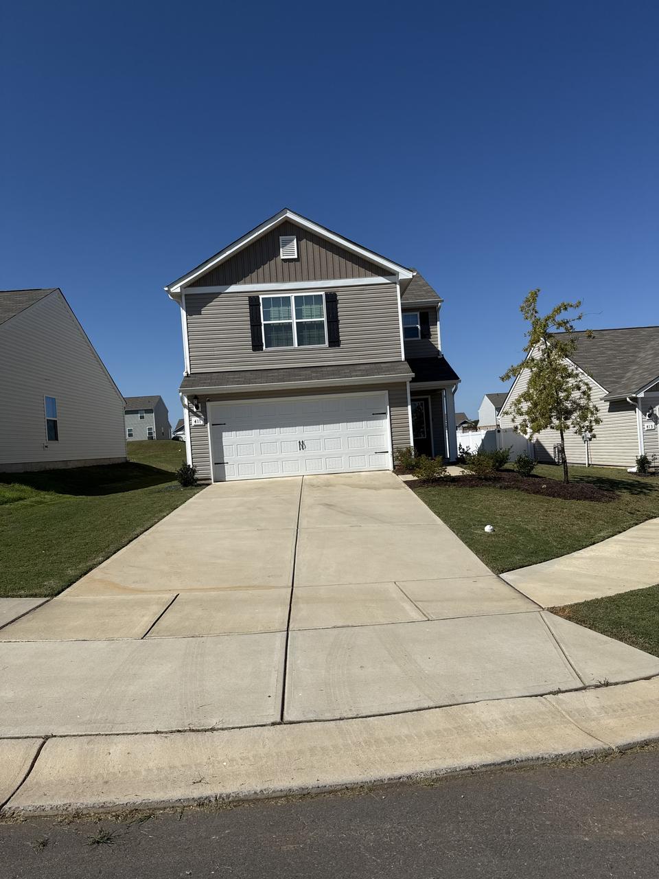 Profile photo 7 of 10