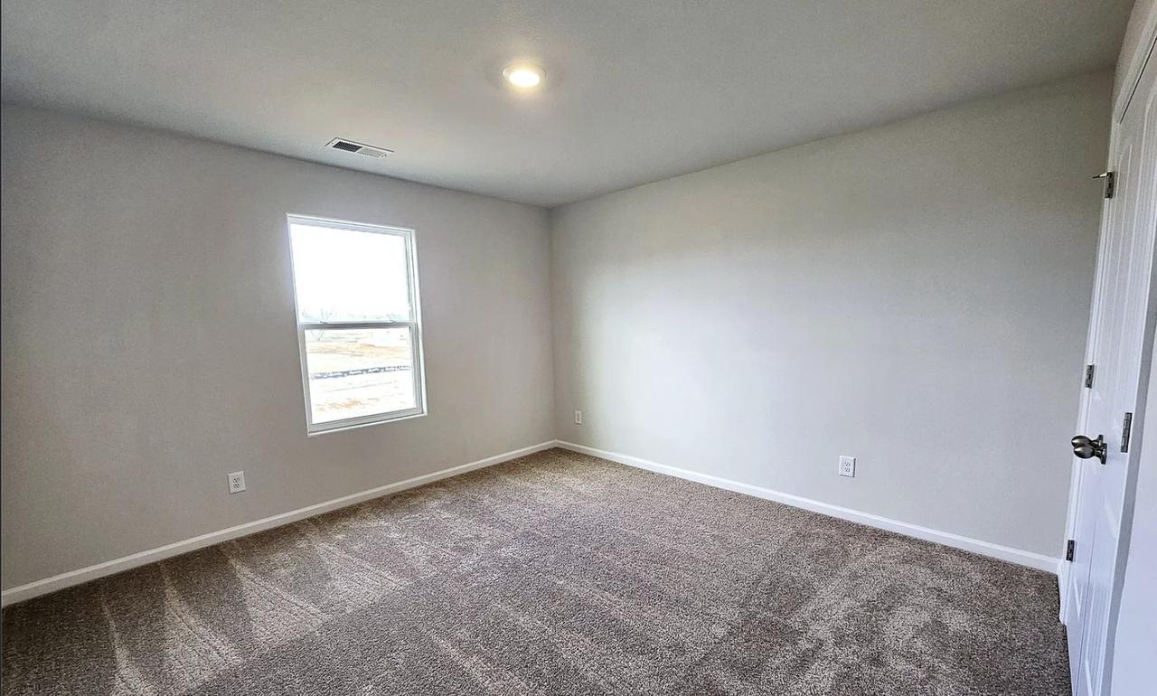 Profile photo 5 of 10