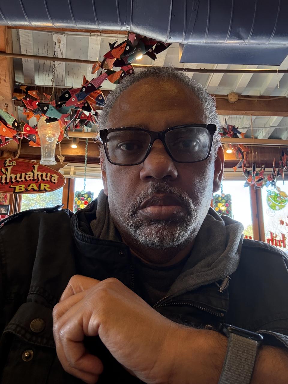 Profile photo 8 of 8