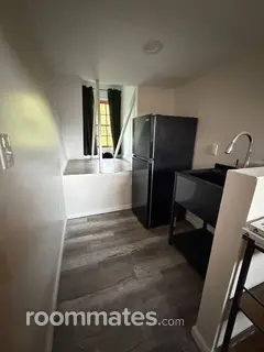 Room for rent in Fredericksburg VA $750, house