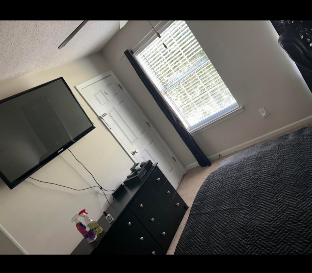 Profile photo 3 of 7