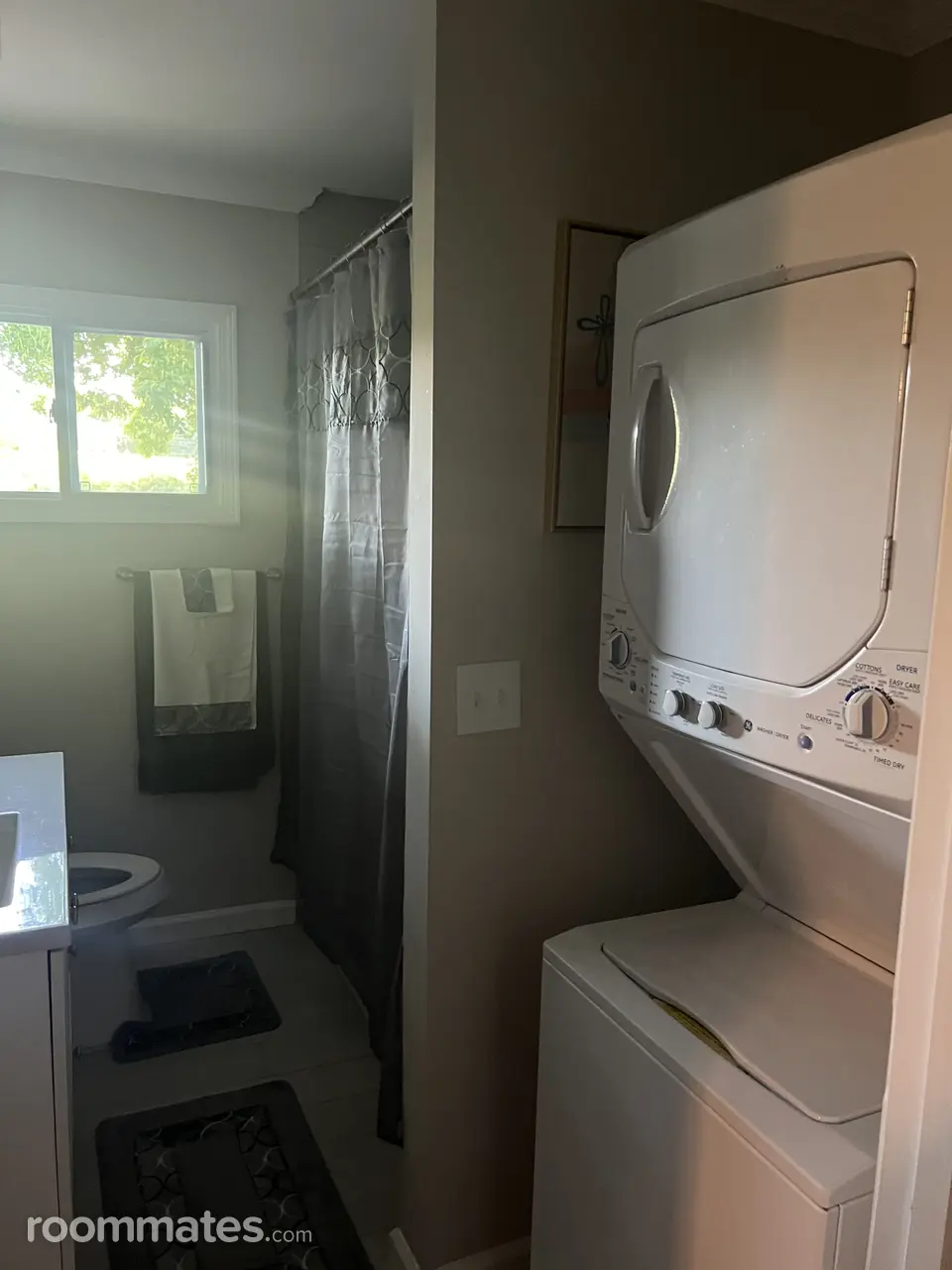 Profile photo 4 of 12