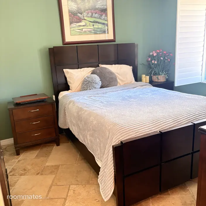 Room for rent in Bradenton FL $1000, condo