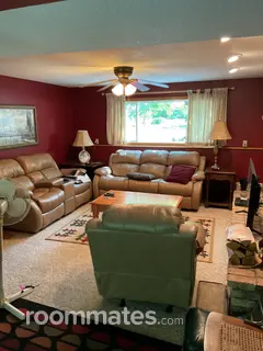 Room for rent in Bloomington, MN $800, house