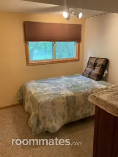 Room for rent in Bloomington, MN $800, house
