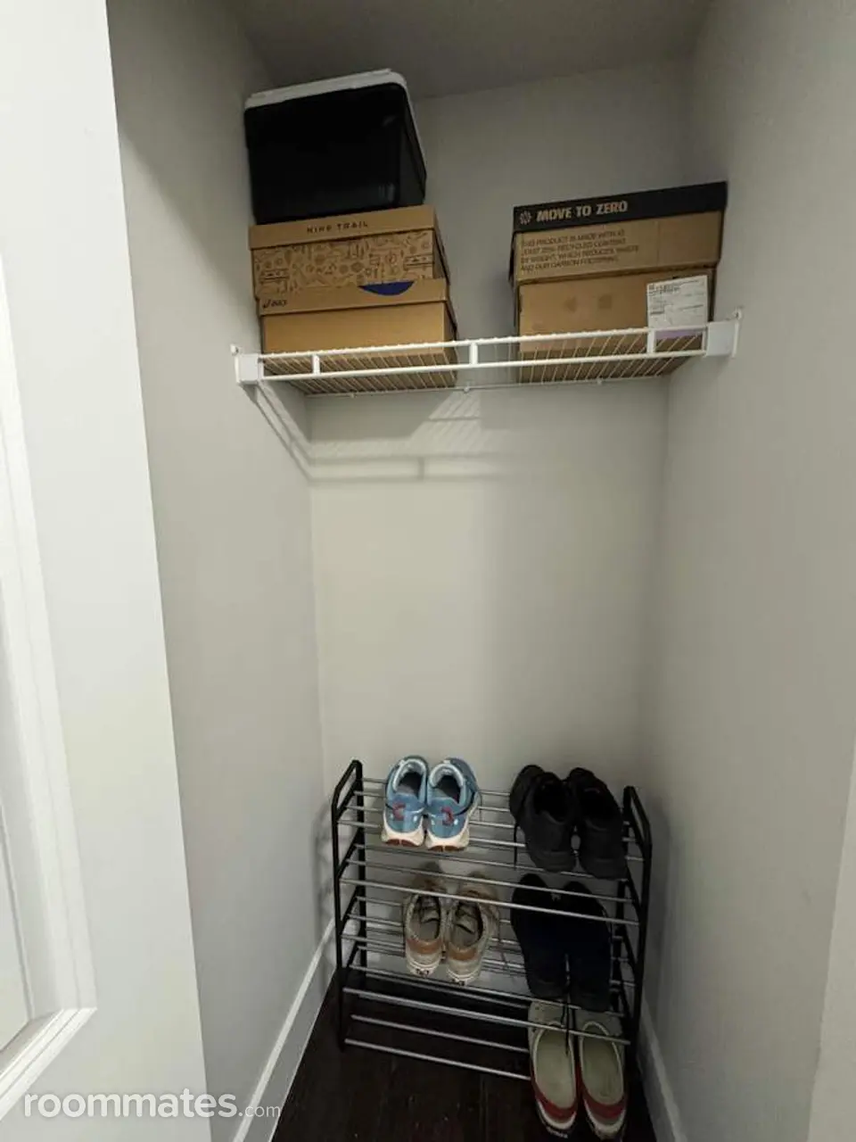 Profile photo 3 of 8