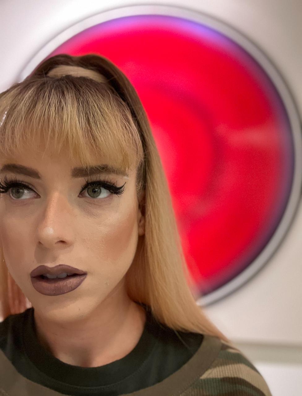 Profile photo 6 of 8