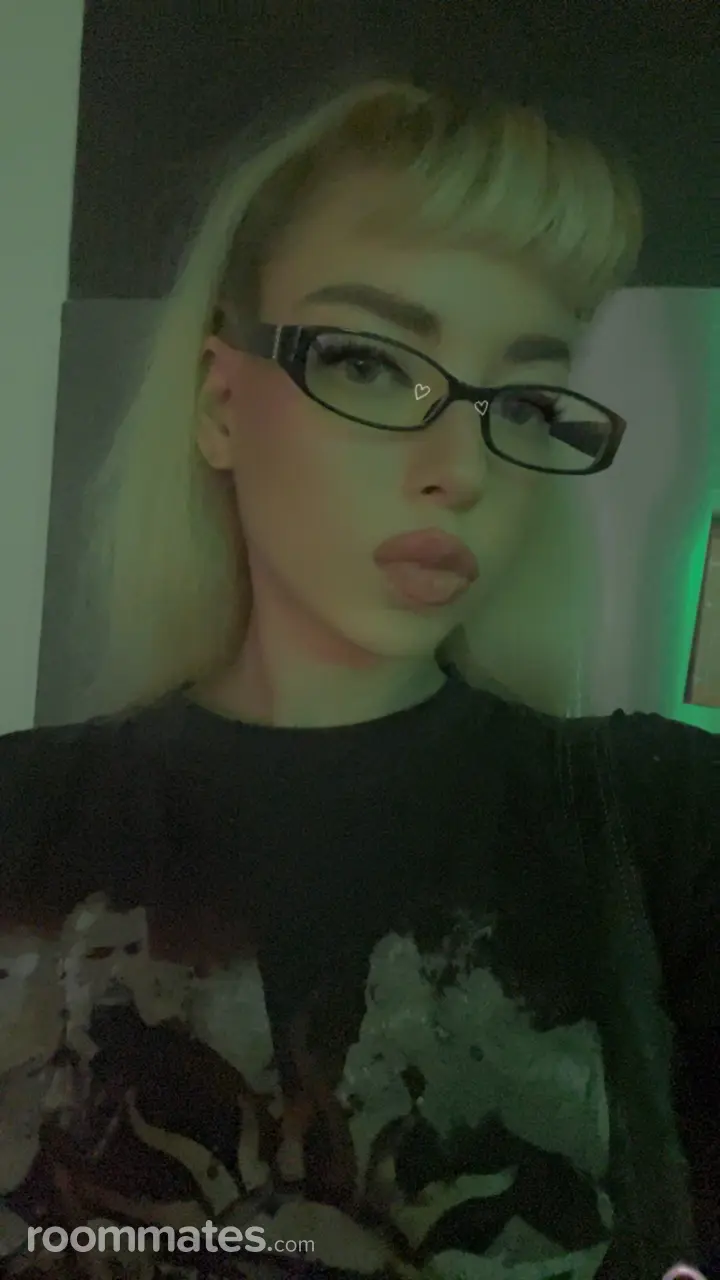 Profile photo 3 of 4