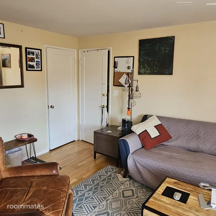 Room for rent in Seattle, WA $1450, house