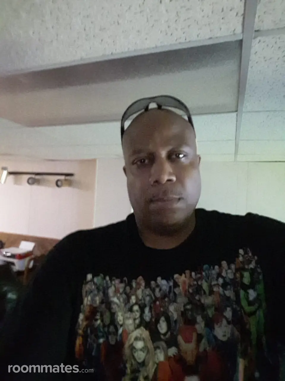 Profile photo 1 of 2