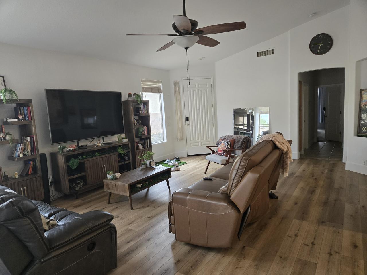 Profile photo 4 of 7