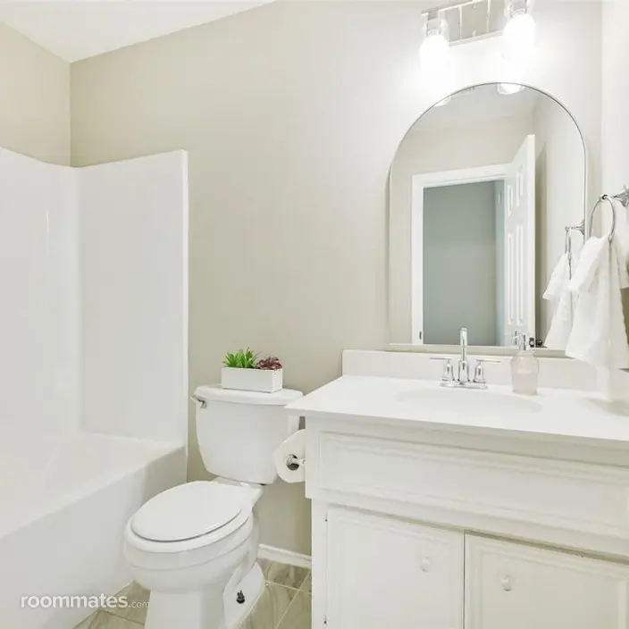 Room for rent in Houston TX $1200, townhouse