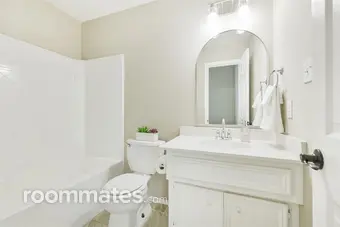 Room for rent in Houston TX $1200, townhouse
