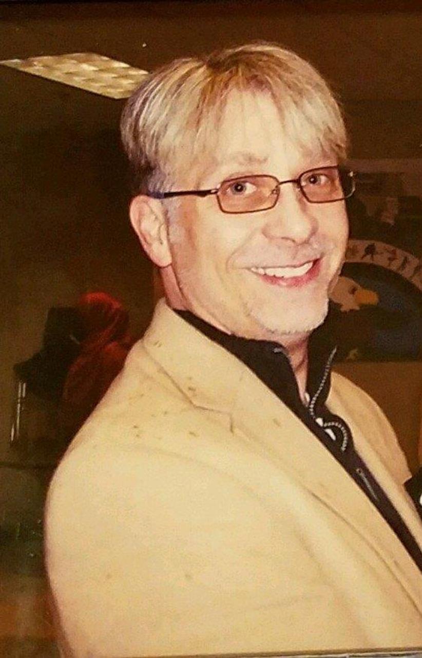 Profile photo 11 of 11