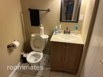 Room for rent in Inver Grove Heights, MN $900, house