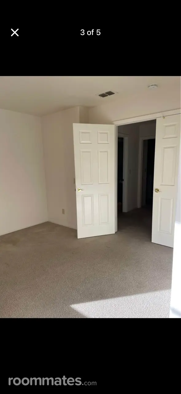 Profile photo 4 of 6