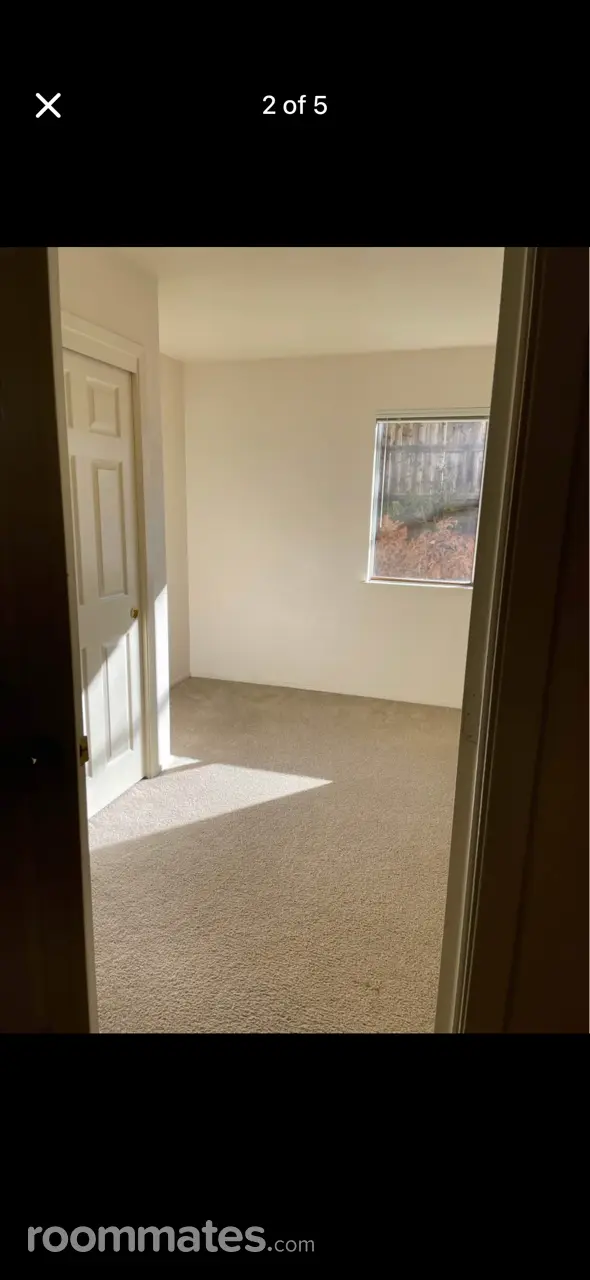 Profile photo 3 of 6