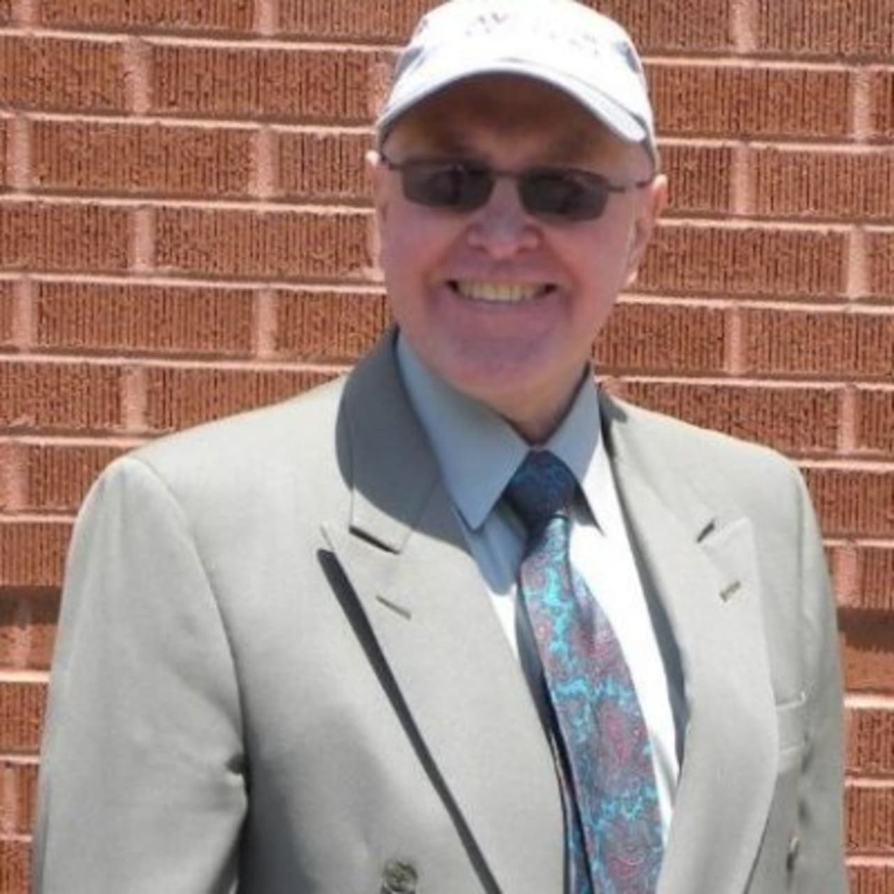 Profile photo 5 of 5