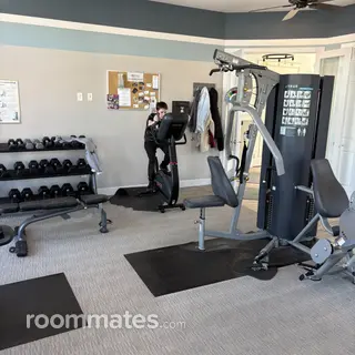 Room for rent in Lewes, DE $1100, condo